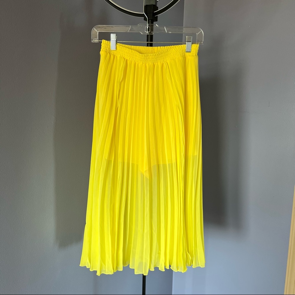 Pleated Zara Skort XS